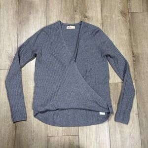 Hollister Womens Sweater Wrap Look Light‎ Gray Soft Knit Pullover Top Medium M